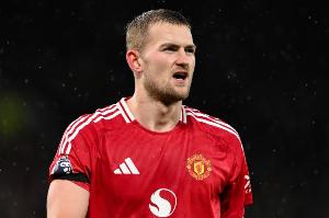 九游体育网地-曼晚：本赛季对德里赫特的未来至关重要，他将接受俱乐部评估