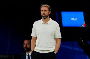 九游体育网地-评论员：曼联应该请来索斯盖特执教，他是管理、激励球员的高手